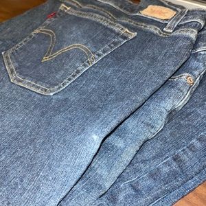Women’s plus Levi’s 590 jeans size 24
